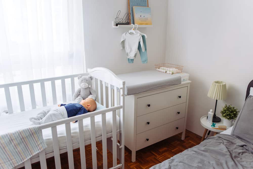 how to get baby to sleep in crib after co sleeping